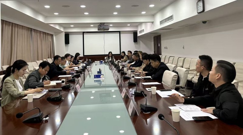 自媒体筹备会.jpg